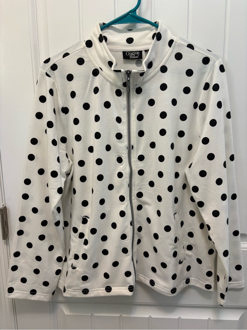 Onque Casual White and Black Polka Dot Zip-Front Sweatshirt Jacket. Size PXL.